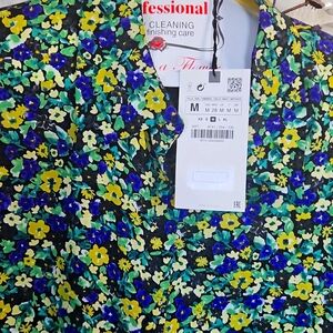 Zara SaZara Satin Effect Floral Print BloZara Susetin Effect Floral Print Blouse